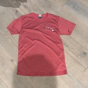 Red men’s Hawaii tee